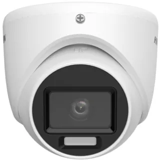 Biała kamera kopułkowa Hikvision z czarnym obiektywem i widocznym logo na górze. Kamera ma nowoczesny design i jest przeznaczona do monitoringu wideo.