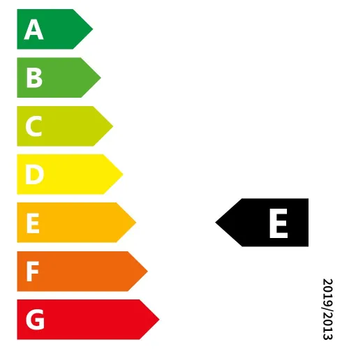 Obrazek przedstawia etykietę energetyczną z kolorowymi strzałkami oznaczającymi klasy od A do G, gdzie A jest zielone, a G czerwone. Klasa energetyczna oznaczona jest jako E na czarnej strzałce.