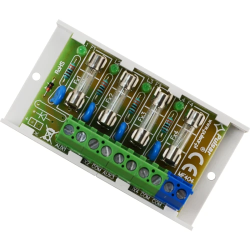 Moduł bezpiecznikowy z czterema szklanymi bezpiecznikami umieszczonymi na zielonej płytce drukowanej. Płytka posiada oznaczenia CE i RoHS oraz złącza śrubowe na dolnej krawędzi.