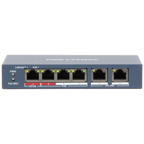 Na zdjęciu znajduje się przełącznik sieciowy Hikvision z pięcioma portami Ethernet, z których cztery obsługują PoE (Power over Ethernet). Urządzenie ma kompaktową, prostokątną obudowę w kolorze ciemnoszarym z oznaczeniami LED dla każdego portu.