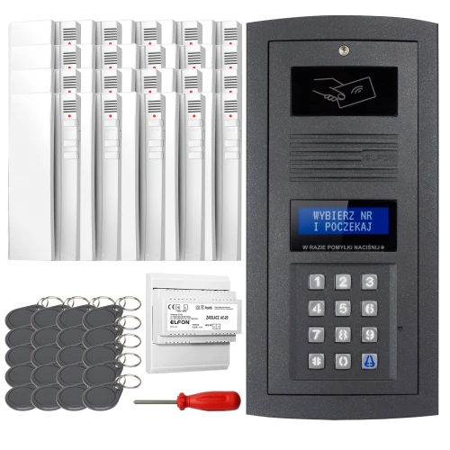 Zestaw domofonowy cyfrowy składa się z panelu z klawiaturą numeryczną i wyświetlaczem, zestawu breloków zbliżeniowych oraz śrubokręta. W tle widoczne są białe unifony do montażu wewnętrznego.